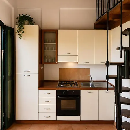 Apartamento Ulysse77 Sea View With Pool & Garden