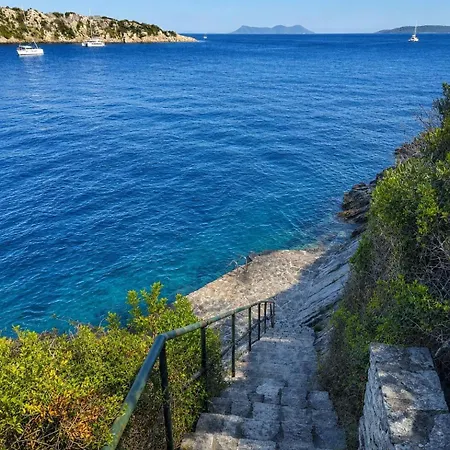 Apartamento Ulysse77 Sea View With Pool & Garden *